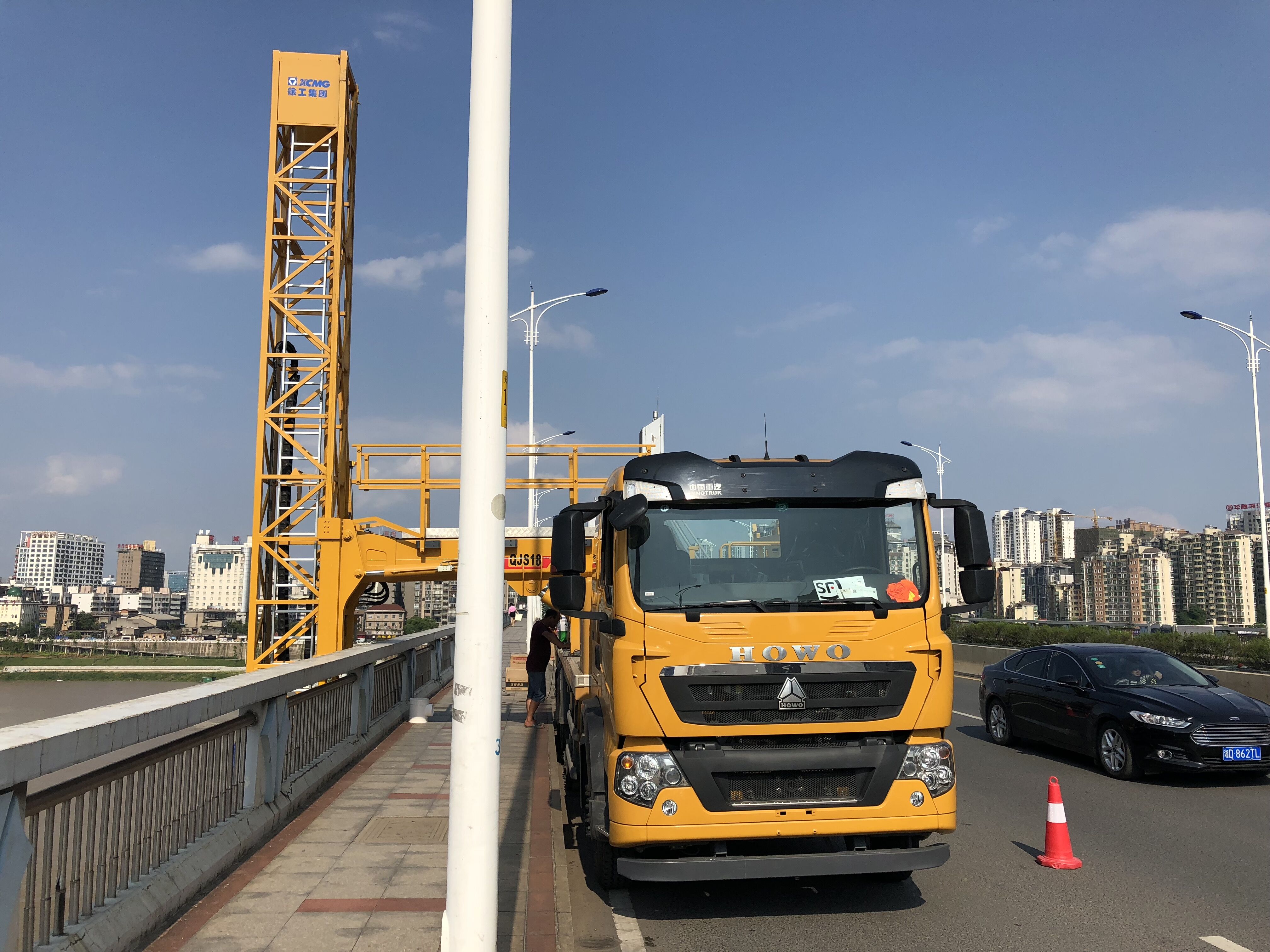 橋梁檢測(cè)車租賃案例